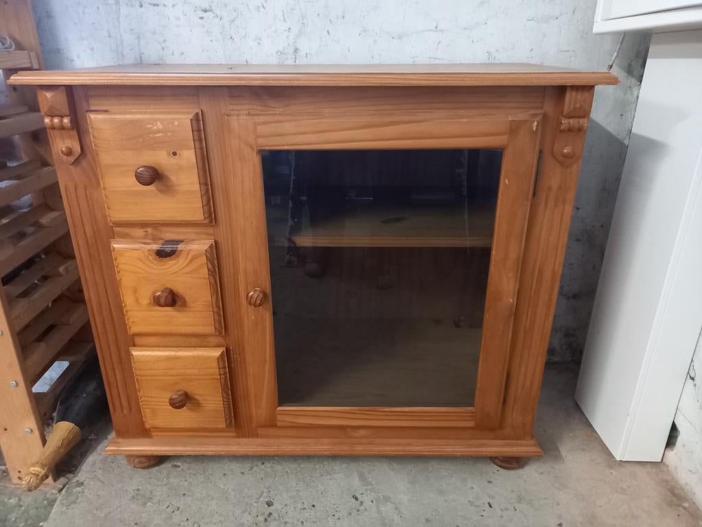 Grenen TV kast, Ophalen