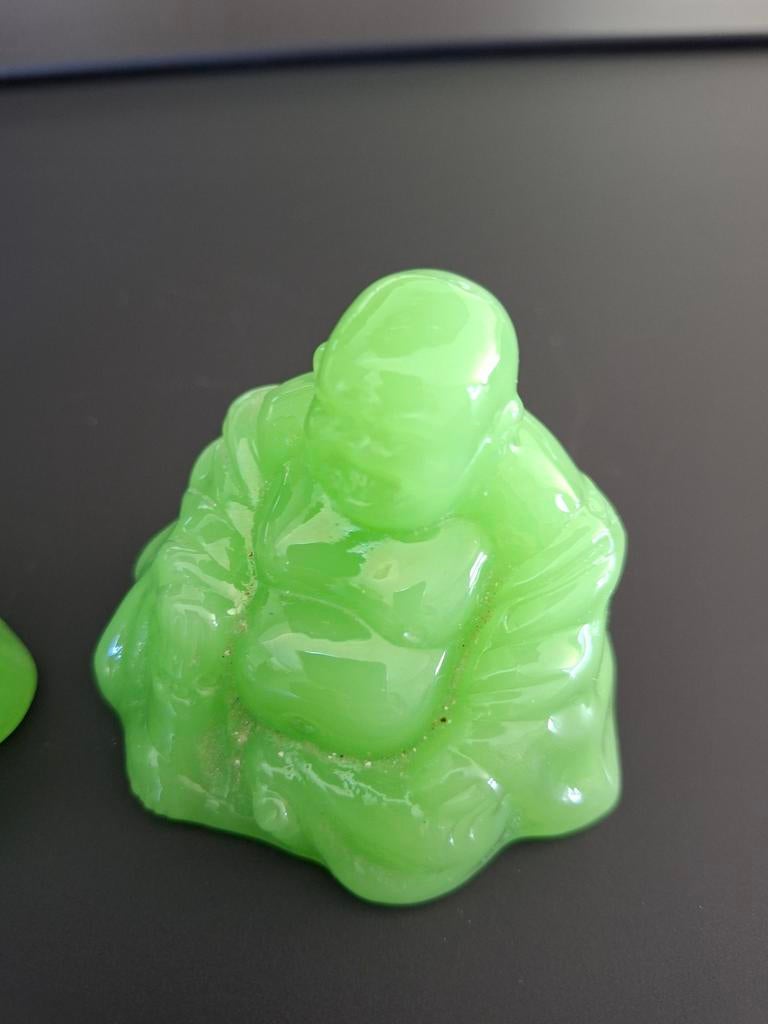 Petit Bouddha en faux jade. Made in China., Enlèvement