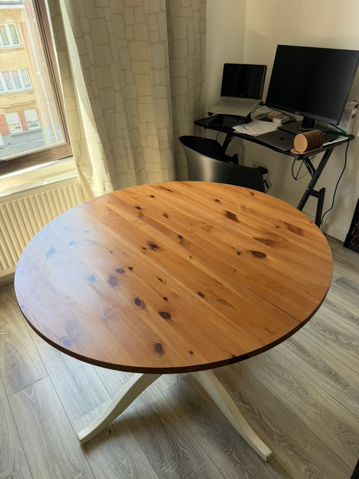 Ronde houten eettafel (grenen, uitschuifbaar, Huis en Inrichting, Tafels | Eettafels, Gebruikt, Grenenhout, Ophalen