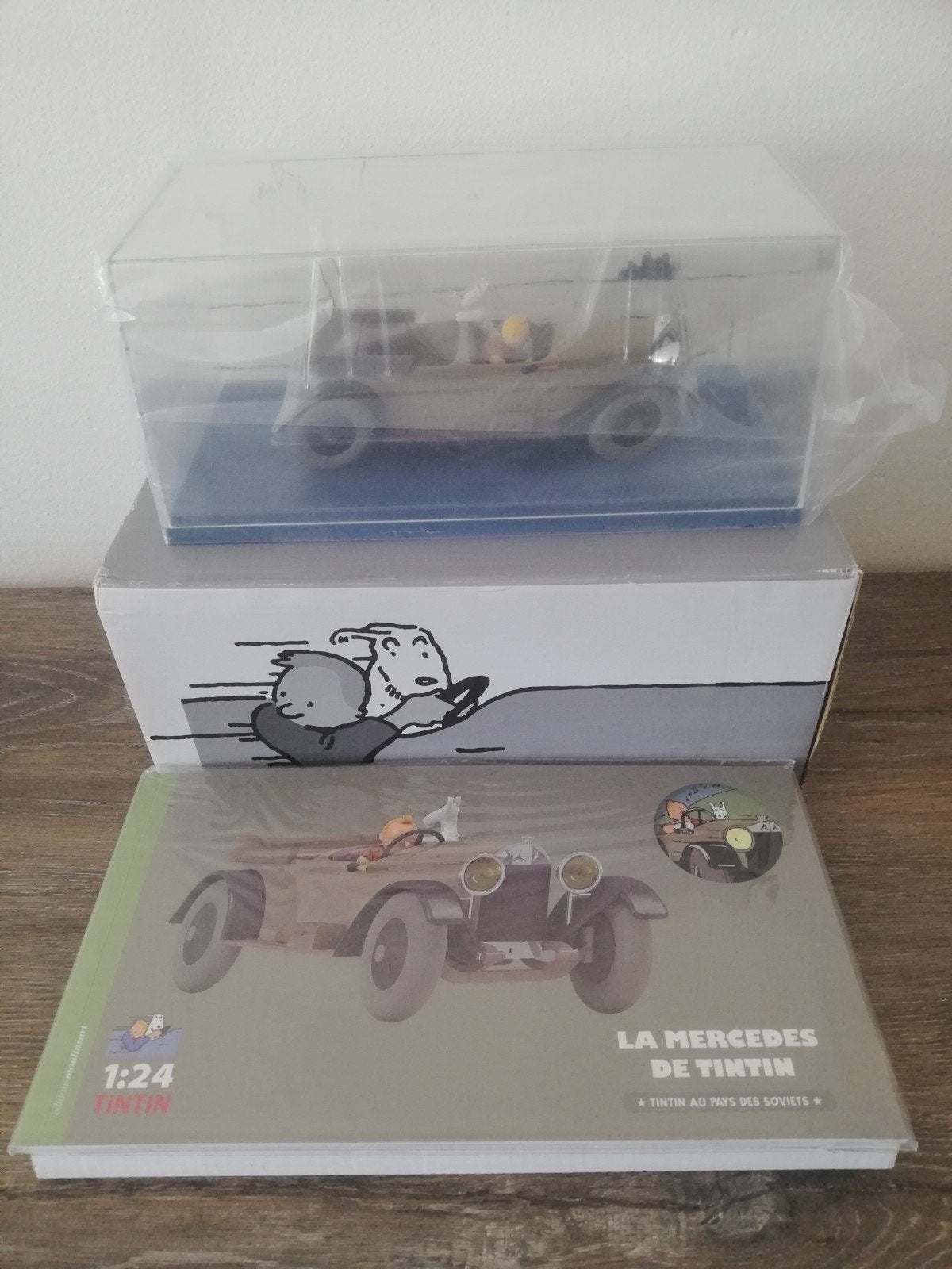 Voiture Tintin 1/24 version Moulinsart, Tintin