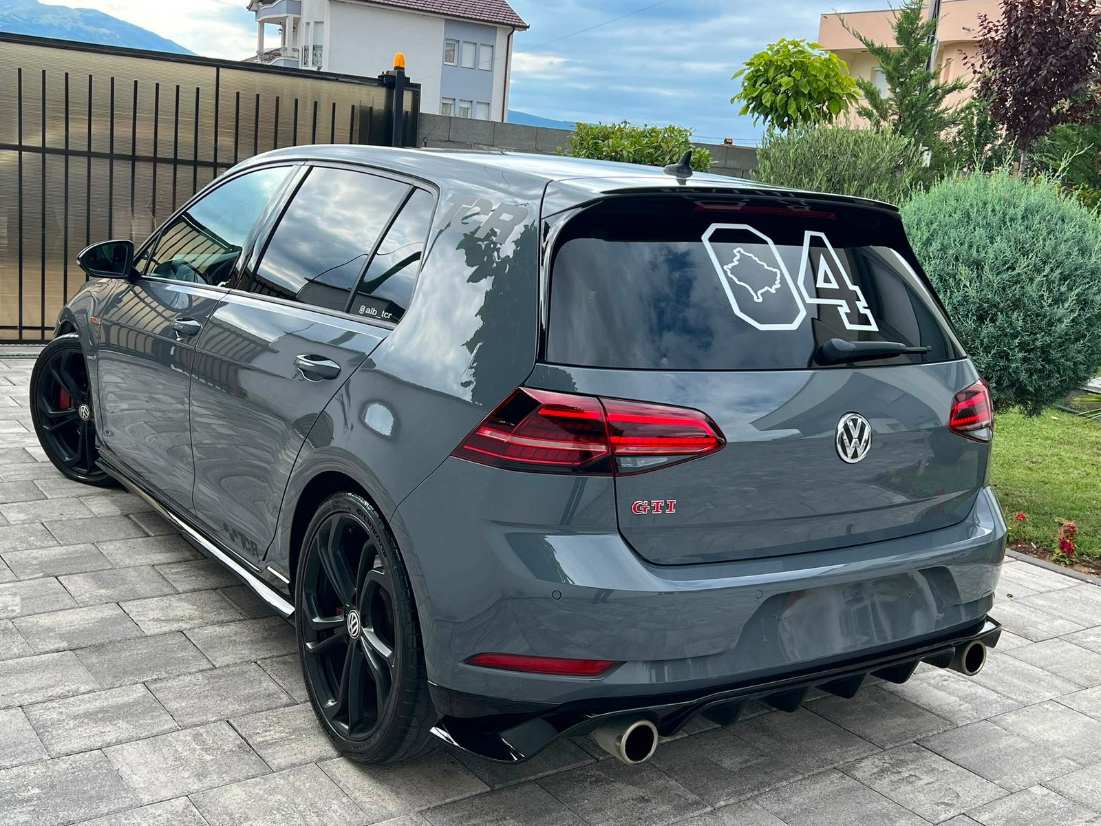 Volkswagen Golf GTI TCR|106 xxxkm|full history|DCC|Dynaudio, Auto's, Dealer onderhouden, 4 cilinders, 1984 cc, Alcantara