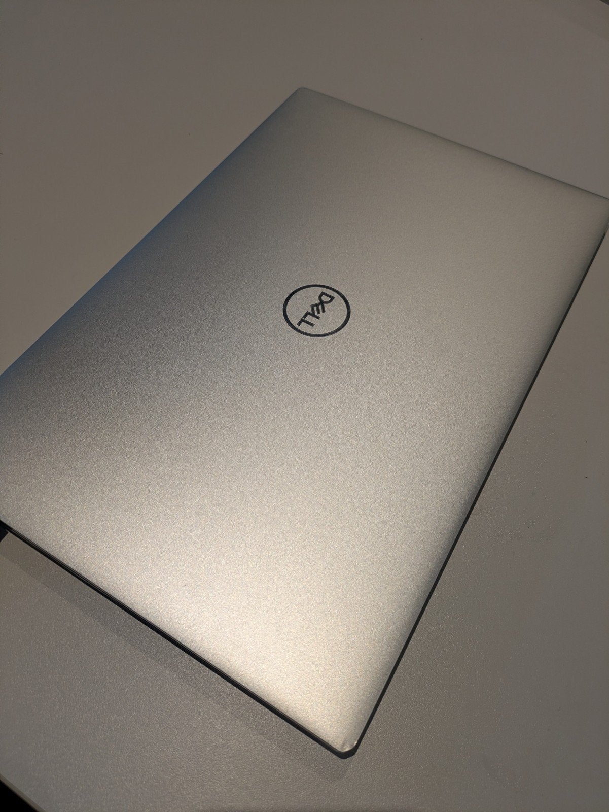 Dell XPS 15 9500 | i7 | 16 Go | SSD de 1 To | 4K tactile | A, Informatique & Logiciels, Avec écran tactile, 4 Ghz ou plus, Enlèvement