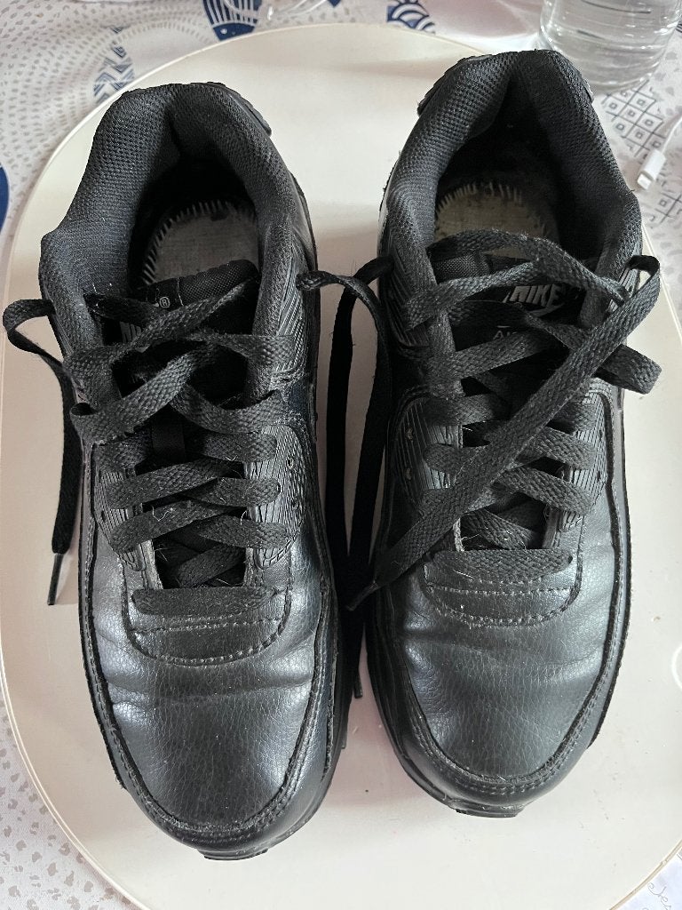Chaussures noires Nike air max, Vêtements | Femmes, Chaussures, Enlèvement ou Envoi, Sneakers et Baskets, Nike, Comme neuf
