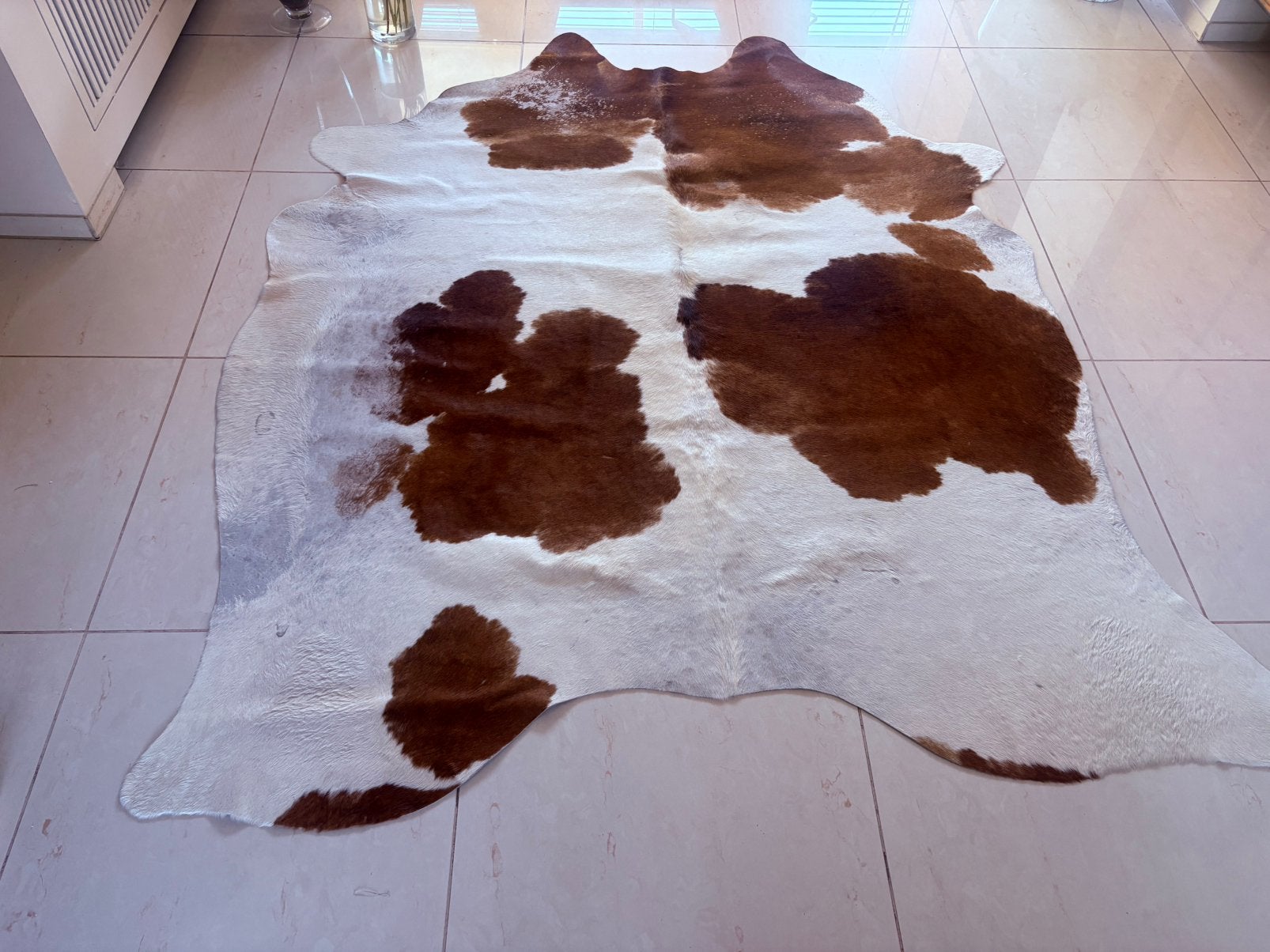 Salontafel en tapijt, Ophalen
