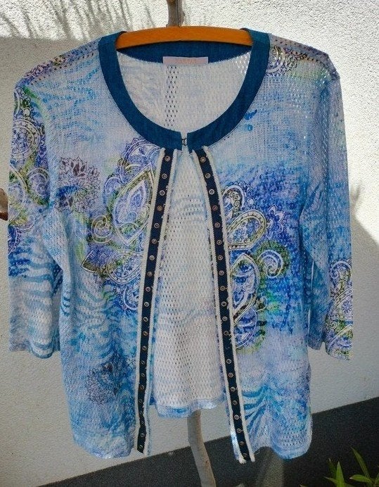 Prachtig zomervestje met driekwart mouwen. Viccio Maat 42/40, Kleding | Dames, Truien en Vesten, Zo goed als nieuw, Maat 42/44 (L)