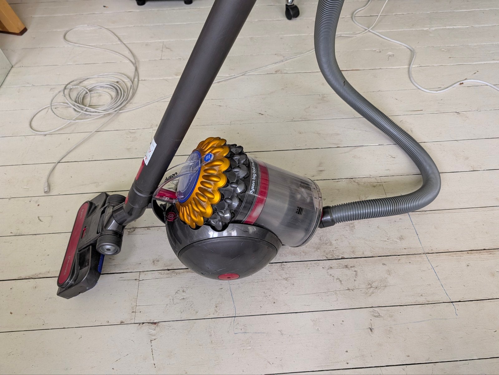 Dyson big ball multi floor 2, Electroménager, Aspirateurs, Réservoir, Aspirateur traîneau, Comme neuf, Enlèvement