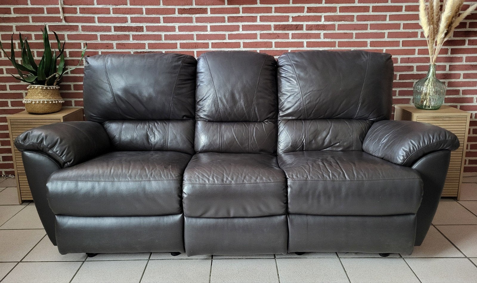 CANAPÉ RELAX 3PLACES EN CUIR CHOCOLAT L:1,80Mxlarg80cmxH90cm, Maison & Meubles, Canapés | Salons, Enlèvement, Utilisé, Trois personnes