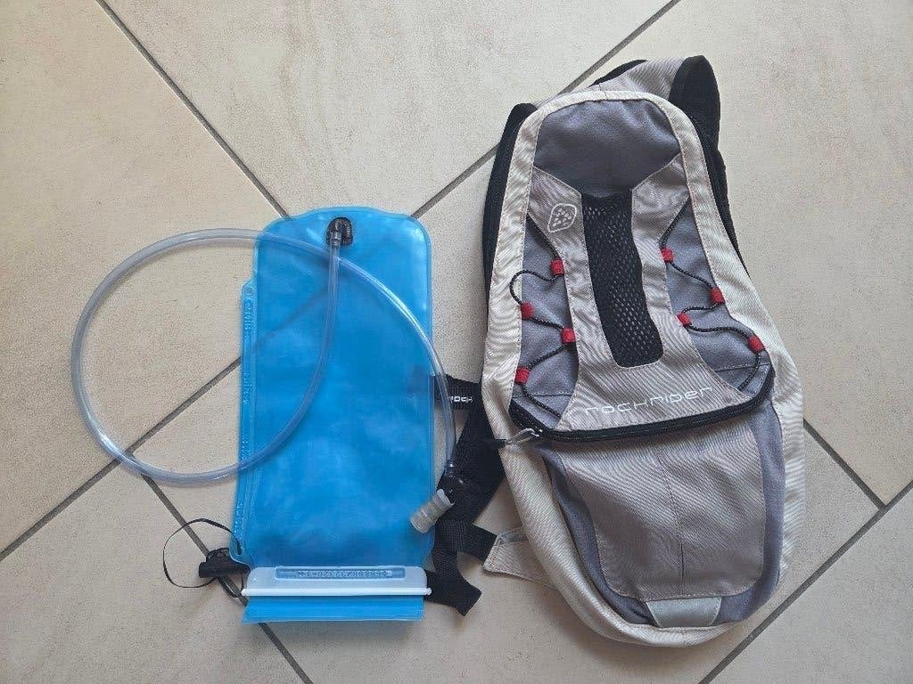 Camelbak gourde 1l, Sports & Fitness, Enlèvement, Comme neuf