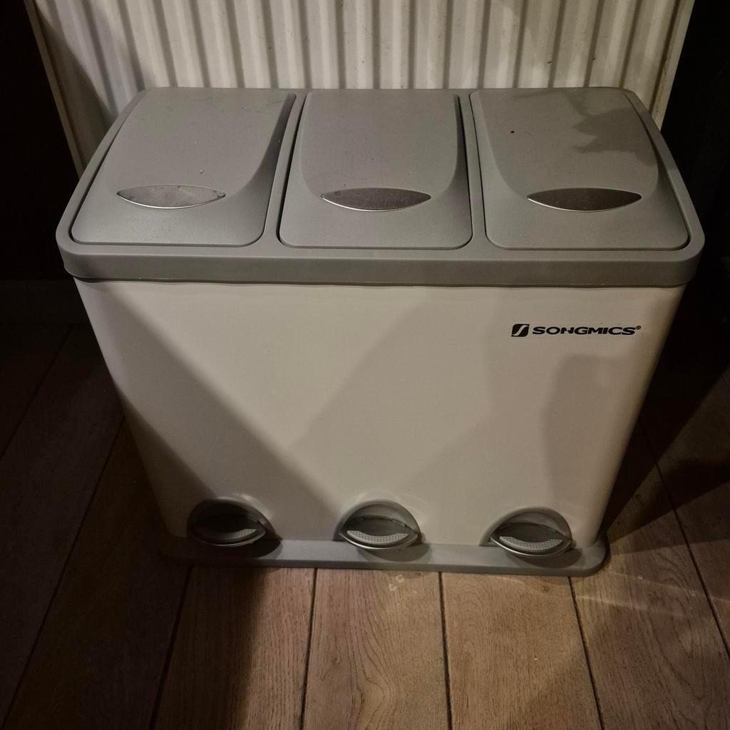 Poubelle de cuisine, Neuf, À pédale, 20 à 30 litres, Autres matériaux