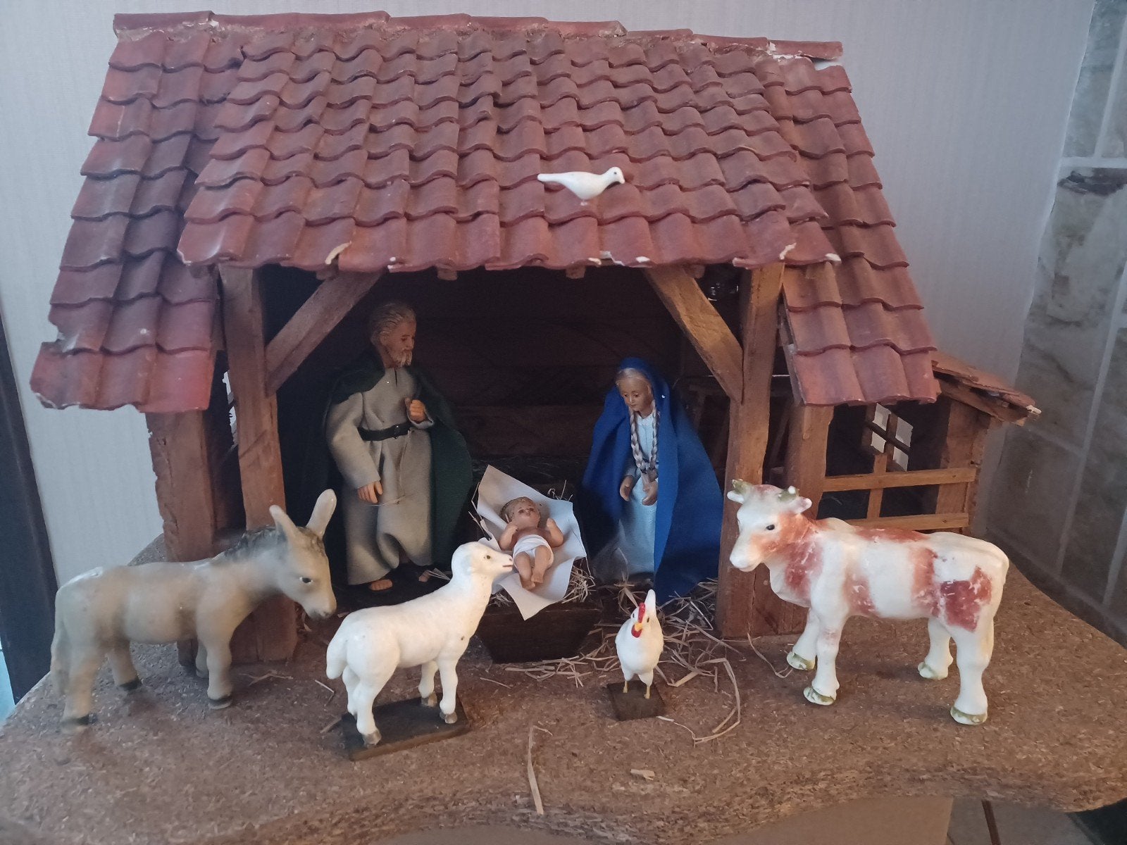 kerststal met wassen kerstfiguren, Ophalen, Gebruikt