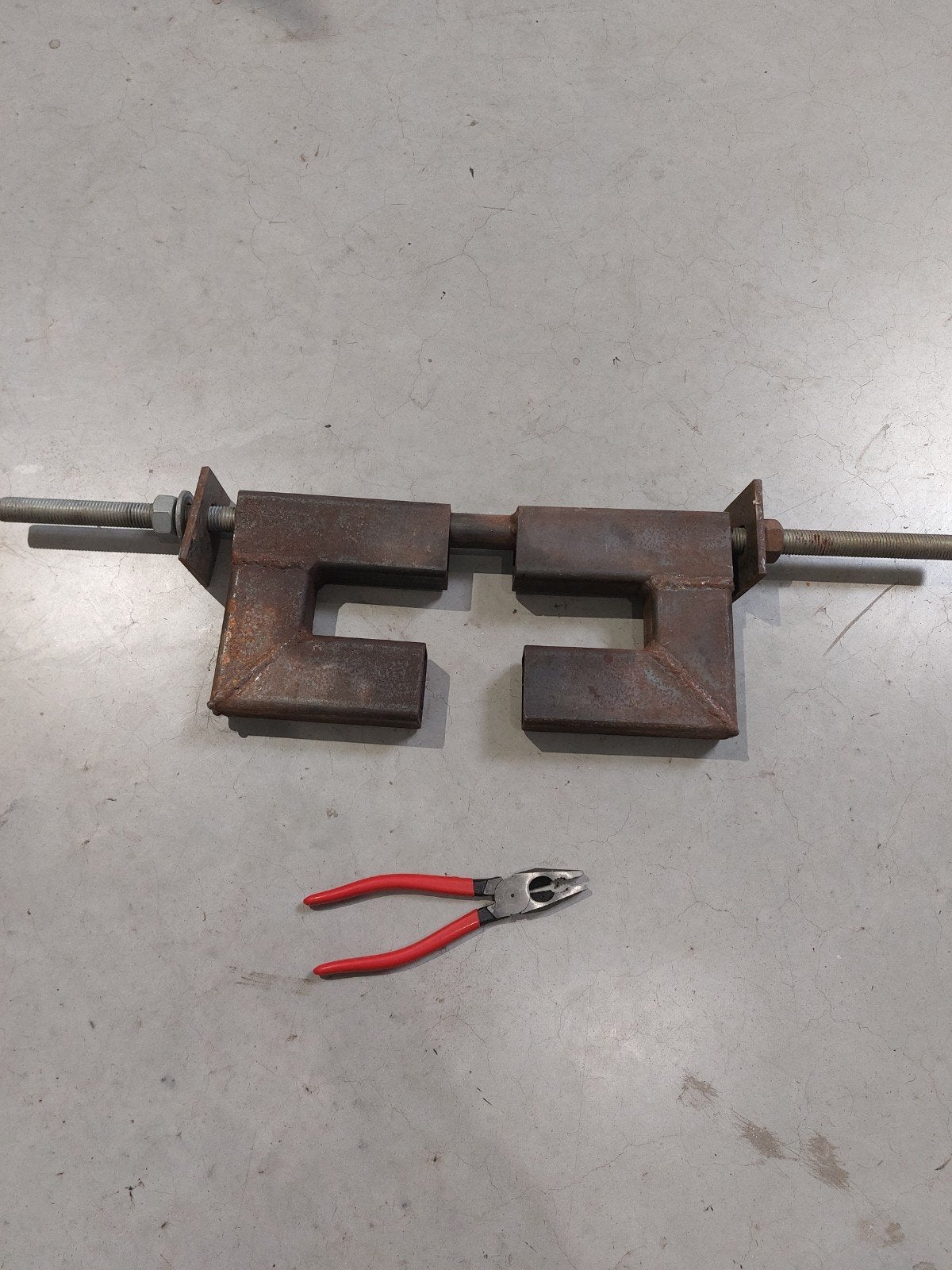 Takelklem voor poutrels, Ophalen