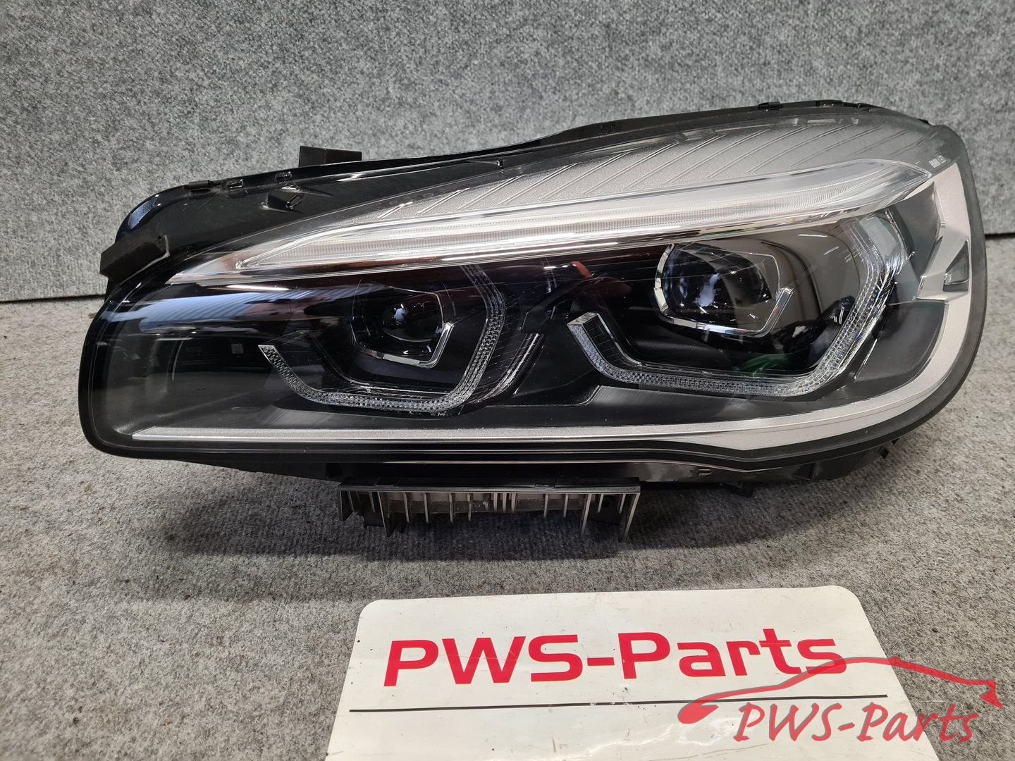 BMW F45 F46 LCI VOL LED KOPLAMP LINKS ORIGINEEL, -, Utilisé, -, Enlèvement ou Envoi