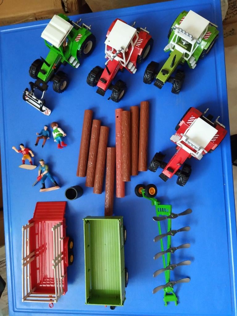 tuinbouwvoertuigen op schaal in ijzer tractors , karren enz., Hobby en Vrije tijd, Modelauto's | Overige schalen, Ophalen of Verzenden