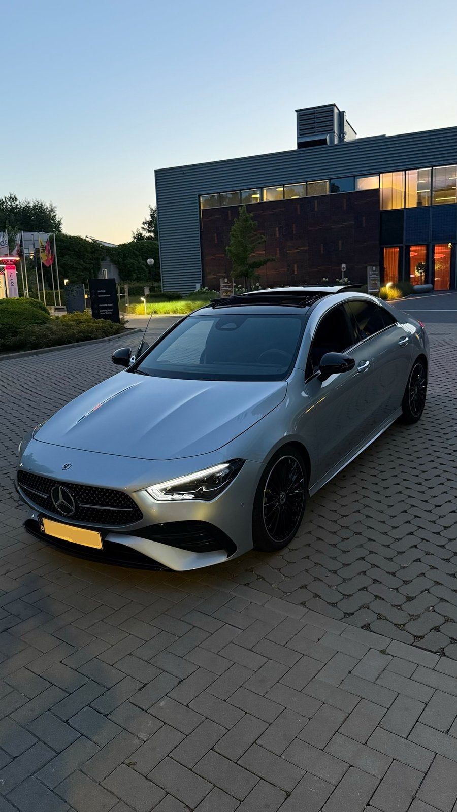 Mercedes-Benz CLA 180 AMG Line Edition Night - Full Options, Autos, Achat, Euro 6, Alcantara, Noir