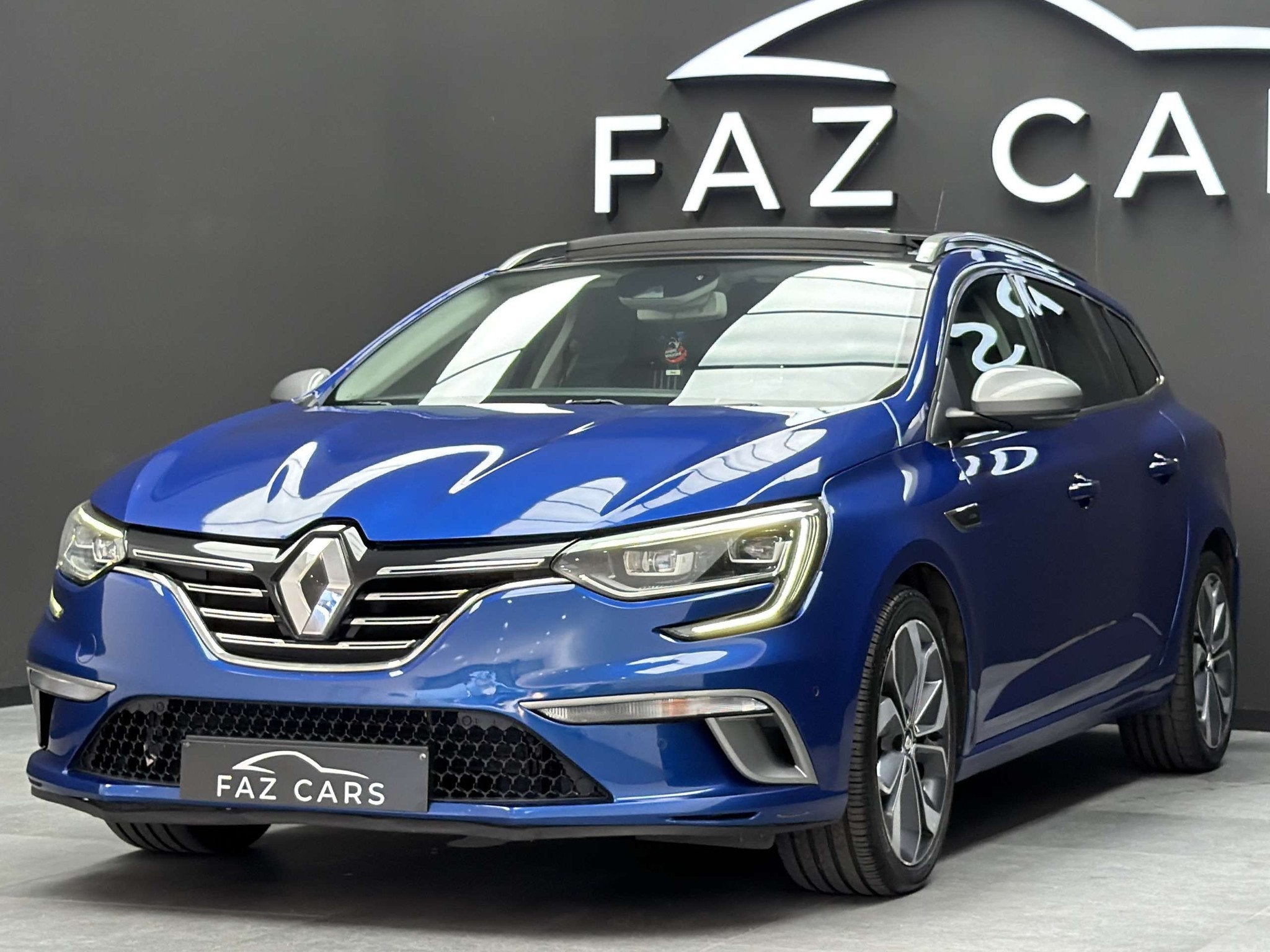 Renault Mégane SW 1.33 TCe GT-Line EDC * 1ER PROP + GPS + R, Autos, Achat, 1906 kg, Entreprise, Noir