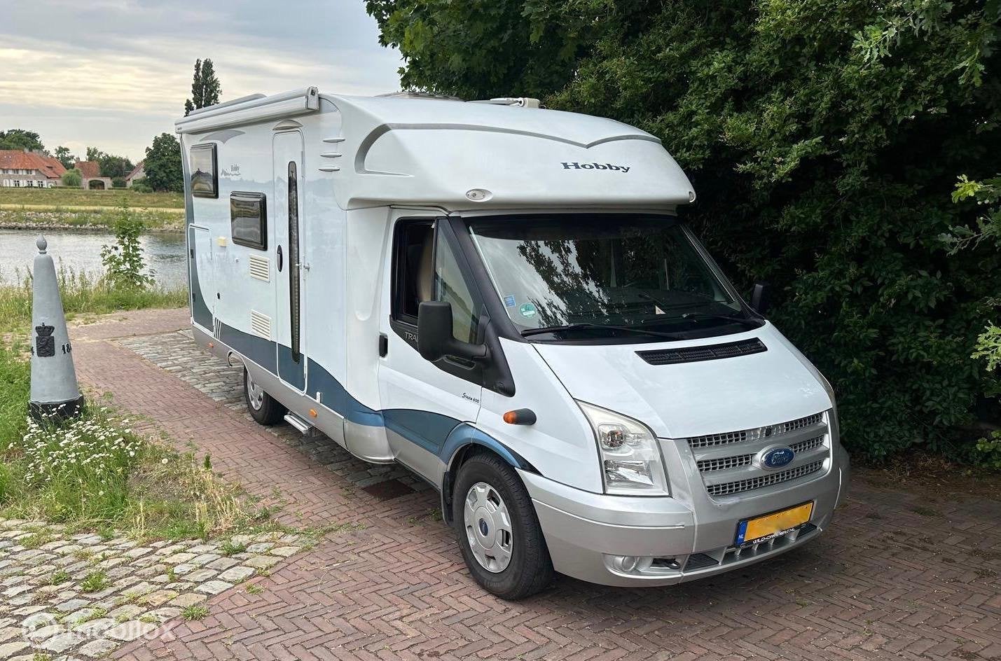 Ford Transit Hobby T 600 GFLC 65617 KM AIRCO, Jusqu'à 4, 6 à 7 mètres, Boîte manuelle, Hobby