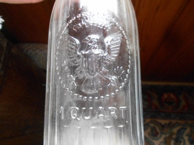 american eagle fles in glas 1 quart 5 €, Verzamelen, Ophalen of Verzenden, Nieuw, Waterglas
