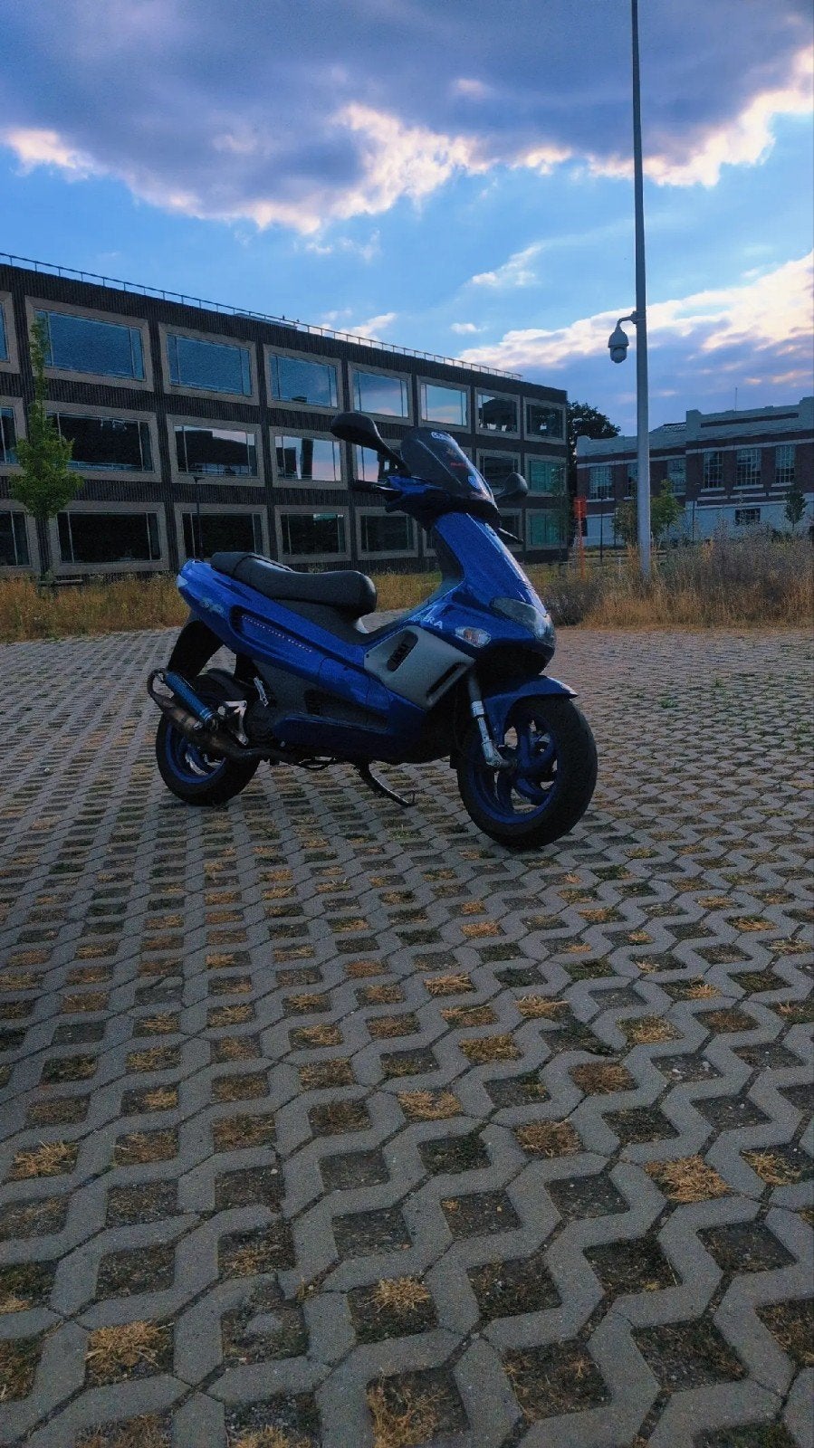 gilera runner 70 cc, Fietsen en Brommers, Ophalen, Tweetakt, Overige modellen, 70 cc