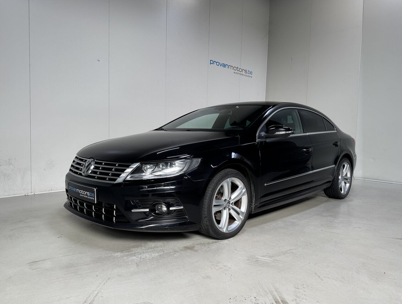 Volkswagen Passat CC R-Line 2.0D Man. - Airco - GPS - Goede, Auto's, Passat CC, Zwart, 4 cilinders, Zwart