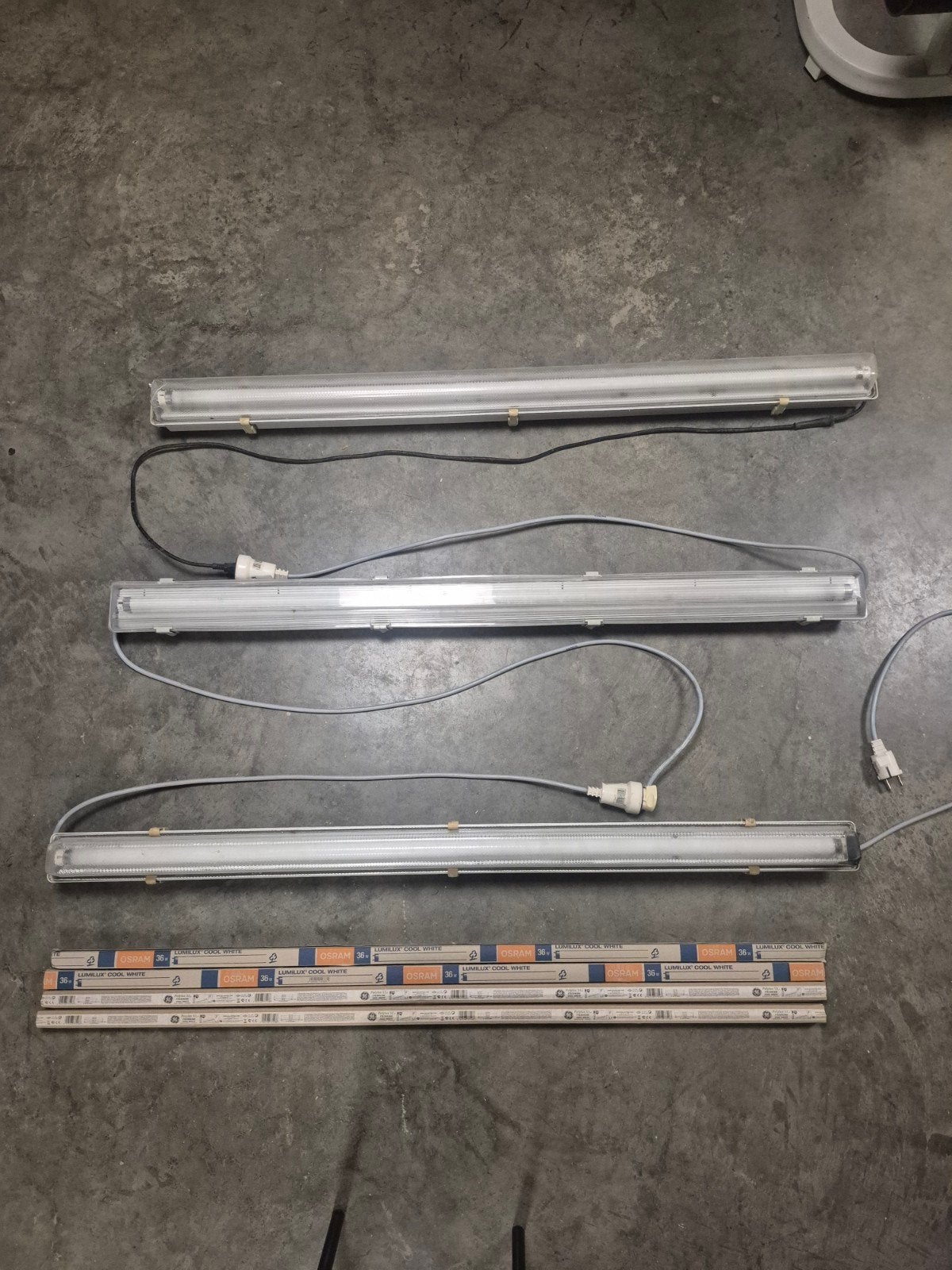 3 TL-armaturen met lampen, Huis en Inrichting, Ophalen, Gebruikt, TL- en paneelverlichting