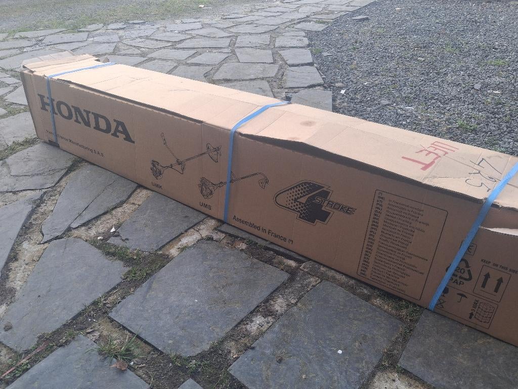 Débroussailleuse Honda UMS 4 temps neuve à vendre, Jardin & Terrasse, Enlèvement, Neuf, Essence, Honda