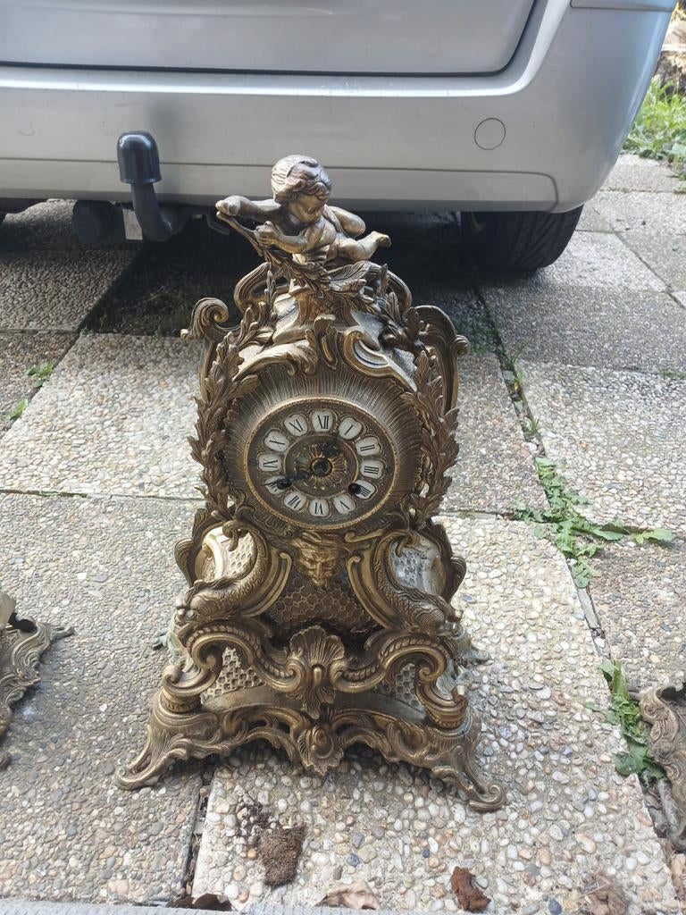 Schouwklok met 2 kandelaars op te knappen, Antiek en Kunst, Antiek | Klokken, Ophalen