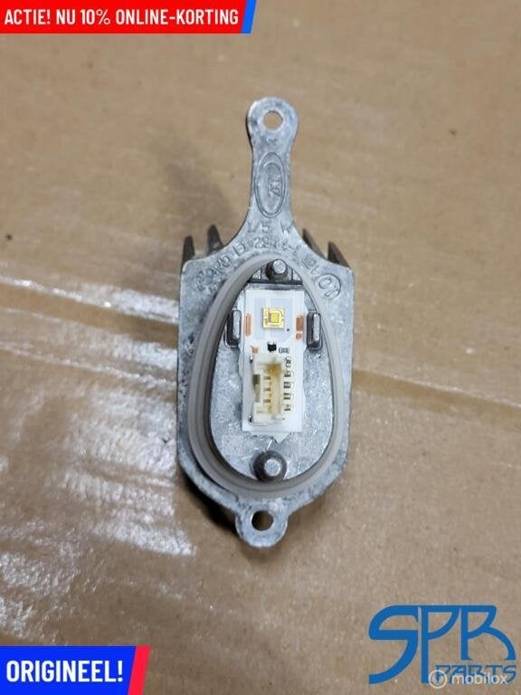 LED DRL XENON KOPLAMP MODULE AUDI A1 S1 8X0 8X KOELLICHAAM, Auto-onderdelen, Gebruikt, AUDI, Audi, Ophalen of Verzenden