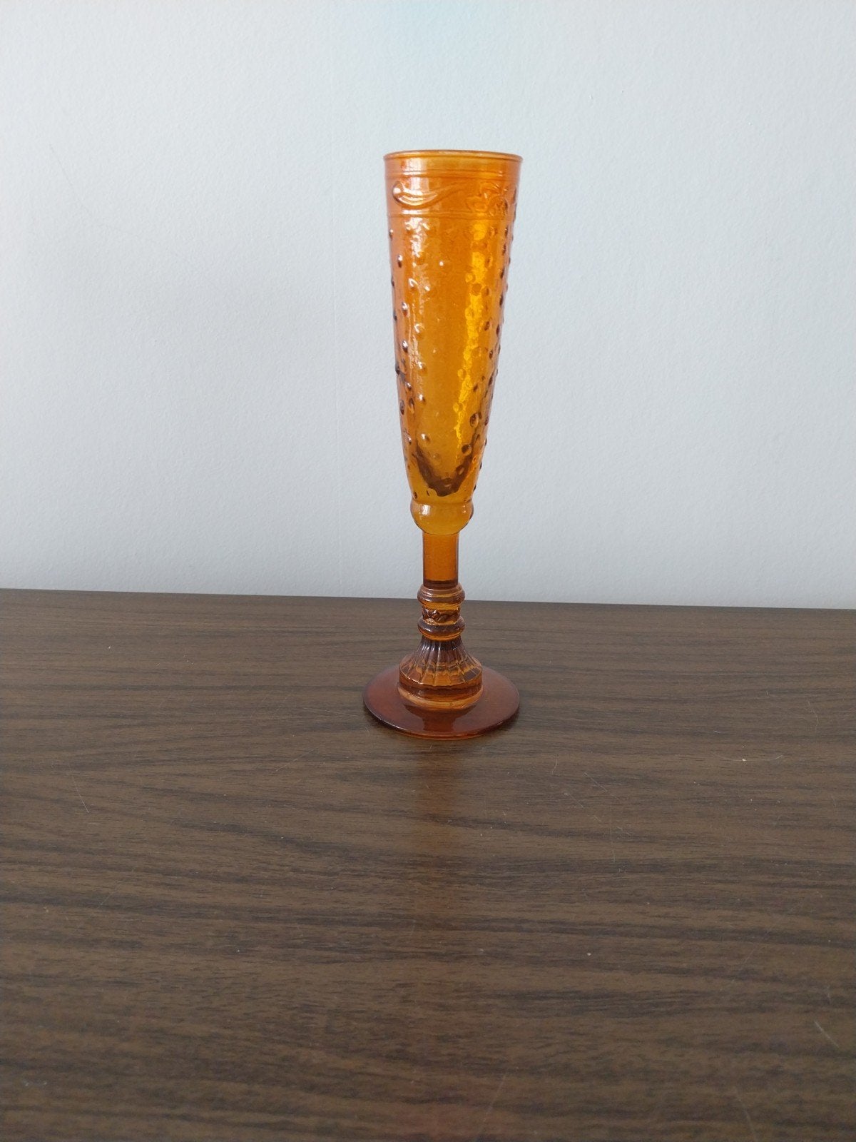 Amberkleurige Art Deco vaasje., Ophalen