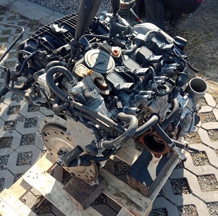 Moteur CJEE Complet A4 AUDI A5, Envoi, Utilisé, Skoda