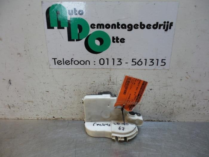 Deurslot Mechaniek 2Deurs rechts van een Volkswagen Polo (Po, Gebruikt, -, Volkswagen, -