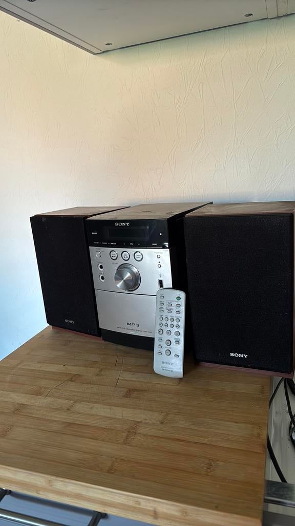 Sony cd’s, mp3 en fm radiostations, Ophalen, Zo goed als nieuw