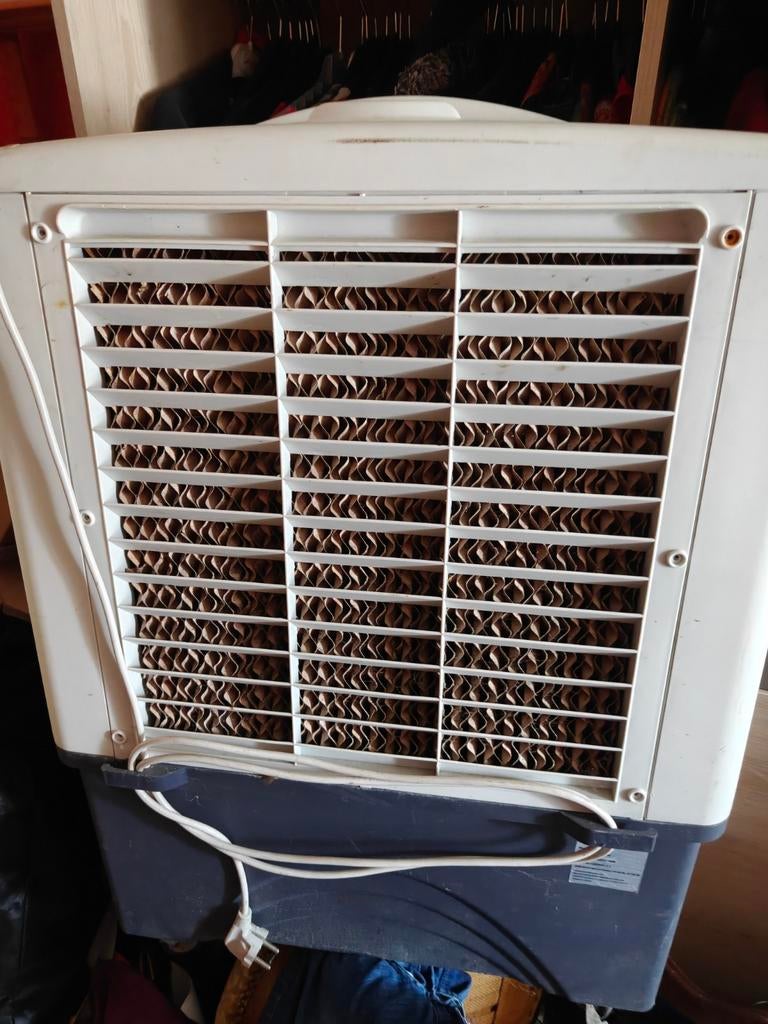Honeywell luchtkoeler met waterreservoir voor grote ruimtes, Elektronische apparatuur, Airco's, Ophalen
