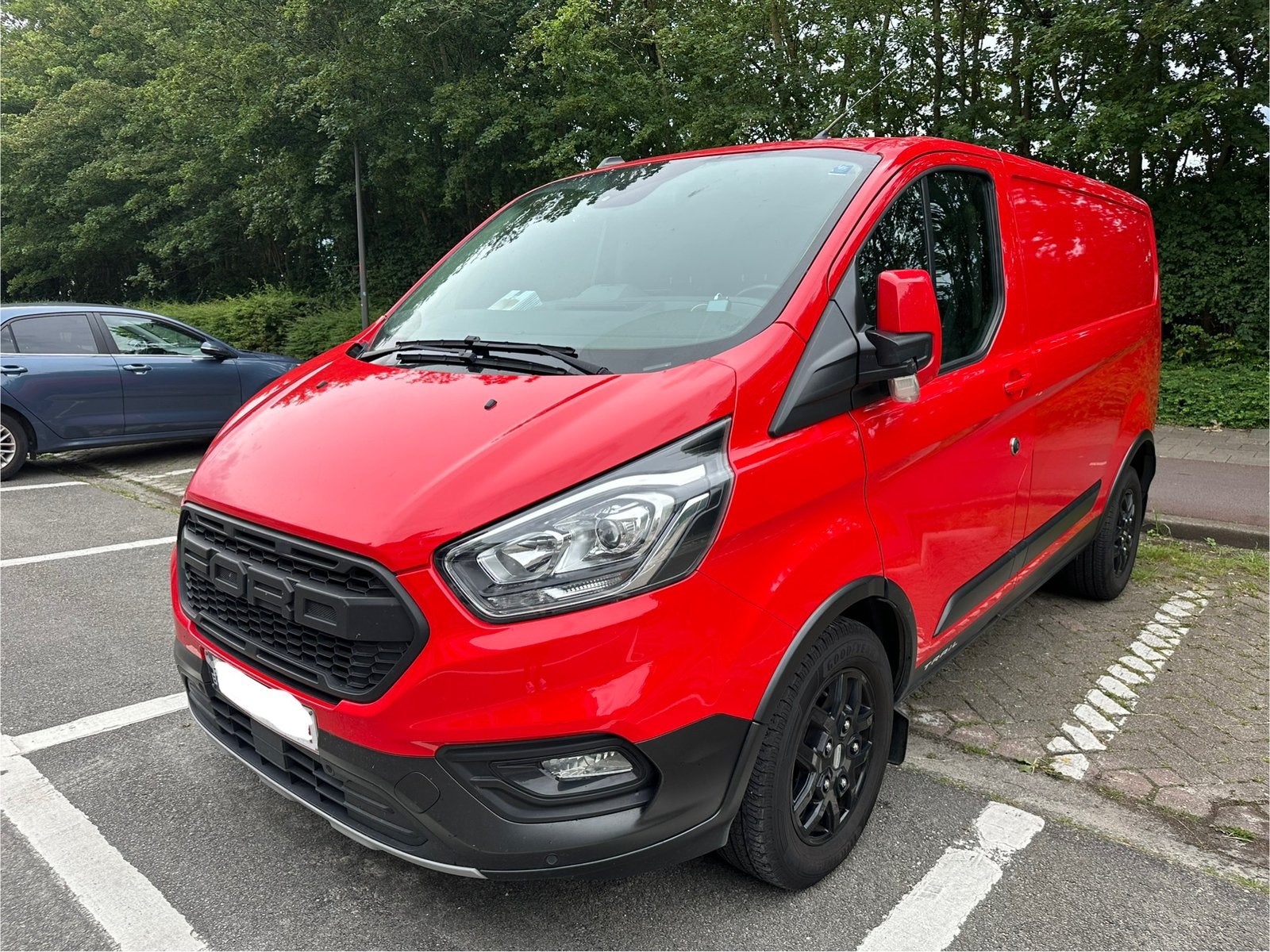 Ford transit custom 2.0L Trail Edition, Auto's, USB, 4 deurs, Leder, 96 kW