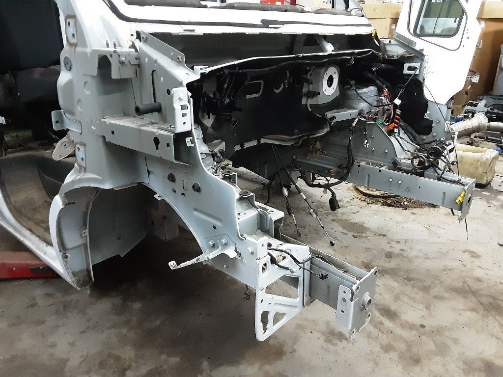 PARE BOUE AVANT DROIT Renault, Utilisé, Avant, Renault, Garde-boue