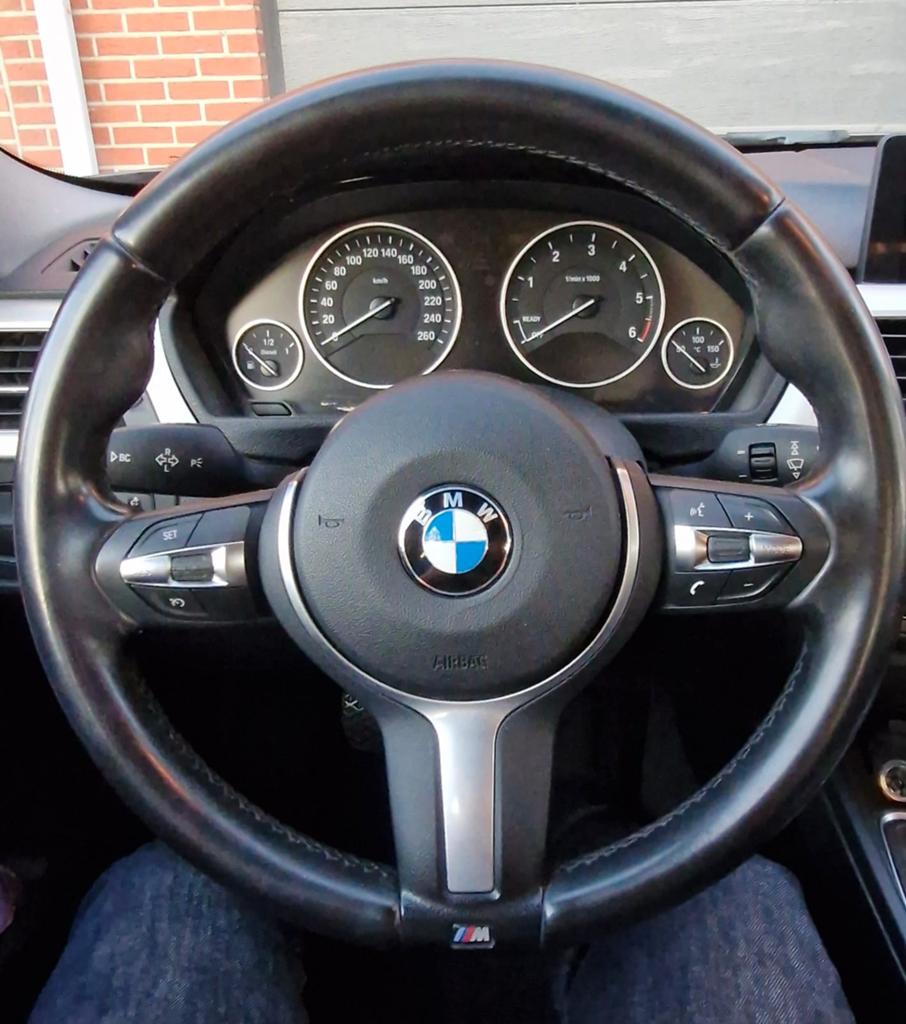 Bmw 318d sport  in goede staat, Auto's, Euro 5, Zwart, Leder, 5 deurs