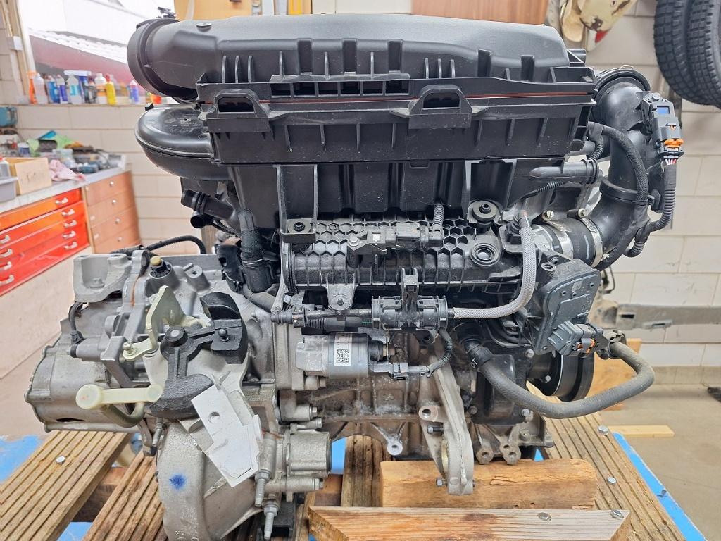 Motor Peugeot 2008 Bj. 2008 130pk/98kw Slechts 38.491km, Ophalen, Gebruikt, Peugeot