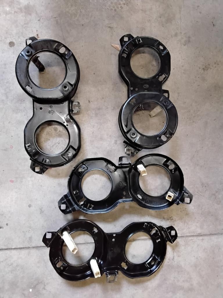 Platines support de phares phase 1  BMW  E30, Autos : Pièces & Accessoires, Éclairage, Enlèvement ou Envoi, BMW