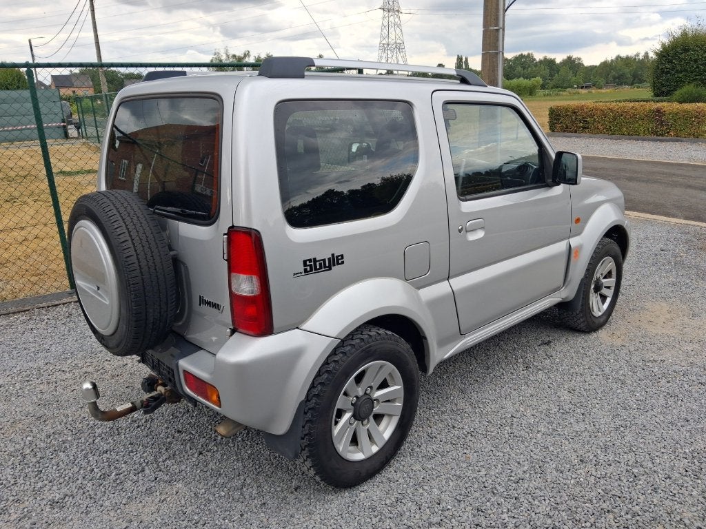 suzuki jimny #bj 2011# 1300cc benzine !!airco gps!! gekeurd, Autos, Cuir, Argent ou Gris, Achat, Entreprise