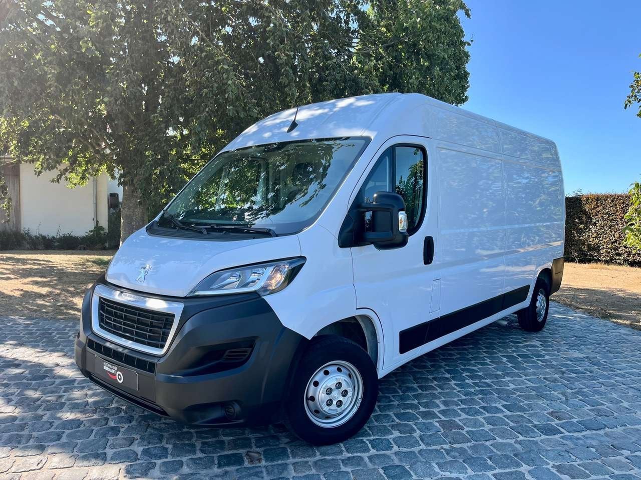 Peugeot Boxer 2.2 BlueHDi L3H2 S/S 140pk/1eignr 48000km Cru, Zwart, https://public.car-pass.be/vhr/da4603b4-553c-40f8-b954-df85e3ad63a9