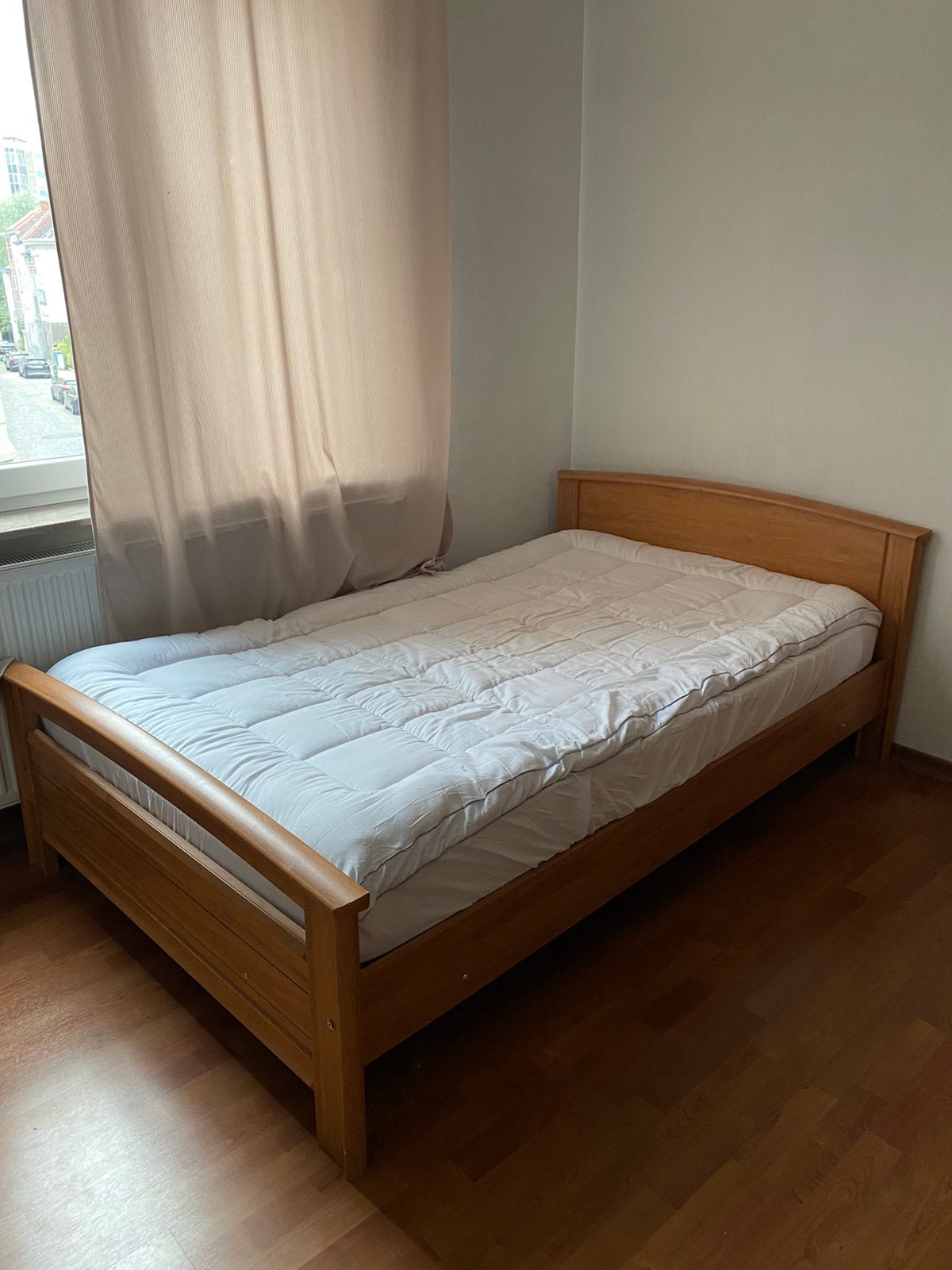 Bed en nachtkast te koop, Enlèvement, Utilisé, Queen size