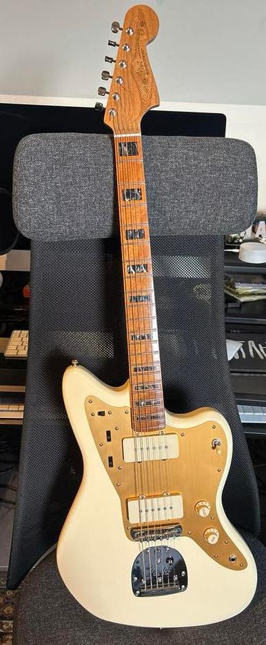 Fender Jazzmaster Vintage Blanche, Musique & Instruments, Instruments à corde | Guitares | Électriques, Enlèvement ou Envoi, Comme neuf