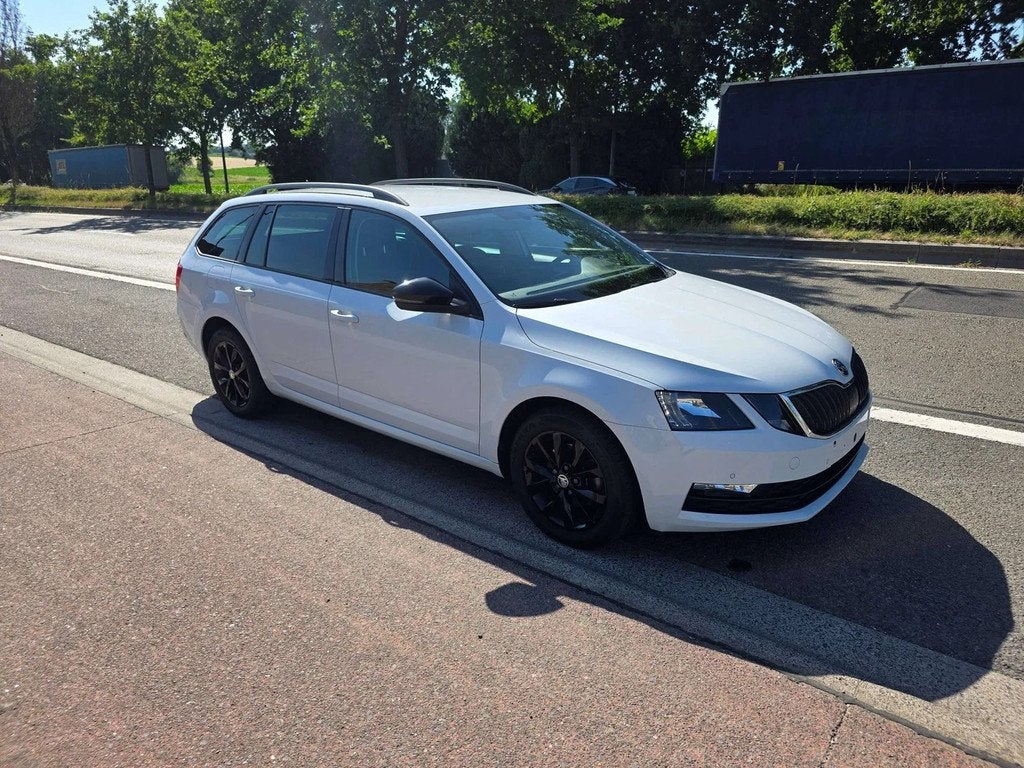 Skoda Octavia SW 1.0 TSI Ambition 1°EIG IN ZEER GOEDE STAAT, Autos, Achat, Euro 6, 110 g/km, Noir