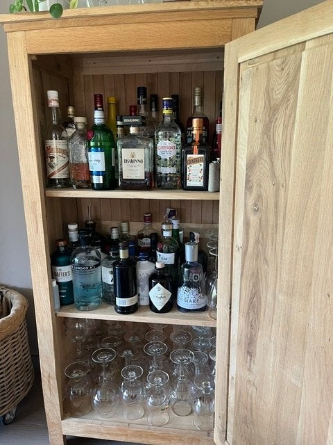 Natuur houten bar kast, Huis en Inrichting, Ophalen, Zo goed als nieuw