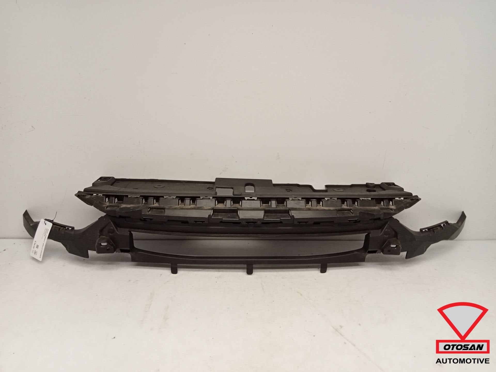 Support de calandre pour Opel Corsa F 2019+ 9829535680, Pare-chocs, Opel Automobile GmbH, Opel, Bahnhofsplatz 1
65423  Russelsheim am Main, DE