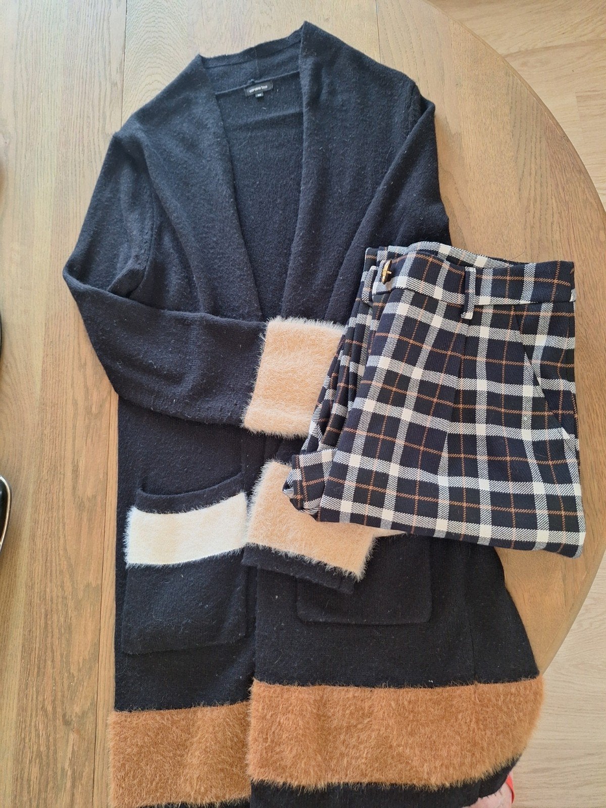 Caroline Biss. Maat 36 gilet en bijhorende broek, Kleding | Dames, Dames-kledingpakketten, Ophalen of Verzenden, Maat 36 (S)