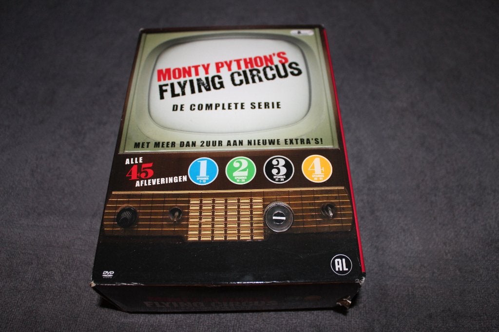 DVD Monty Python's Flying Circus, CD & DVD, Enlèvement ou Envoi, Anglais, Néerlandais, Utilisé