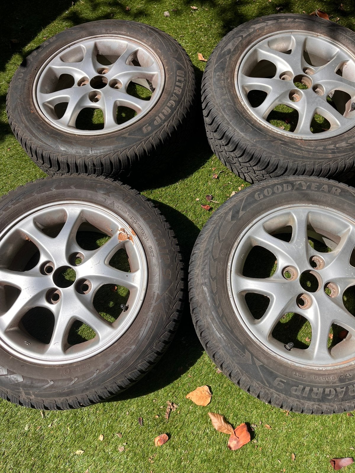 Kit Hiver Toyota - 175 65 14 - 4X100 - Goodyear, 14 pouces, Pneus et Jantes, Pneus hiver, 175 mm
