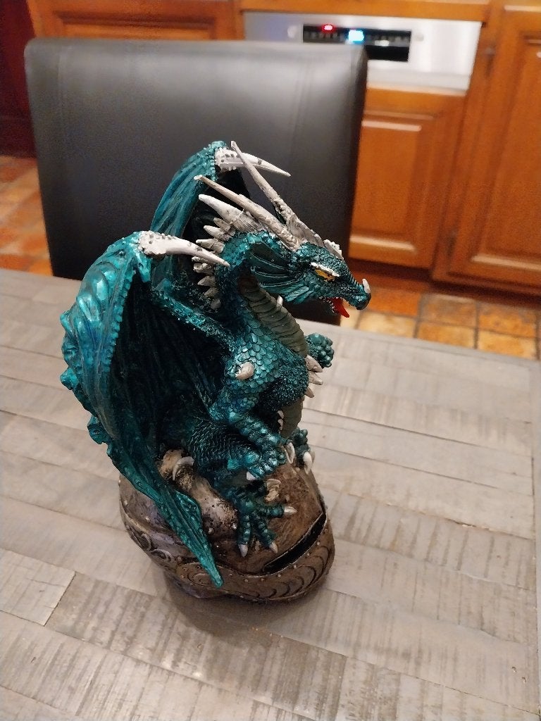 posture de dragon, Enlèvement ou Envoi, Comme neuf, Fantasy