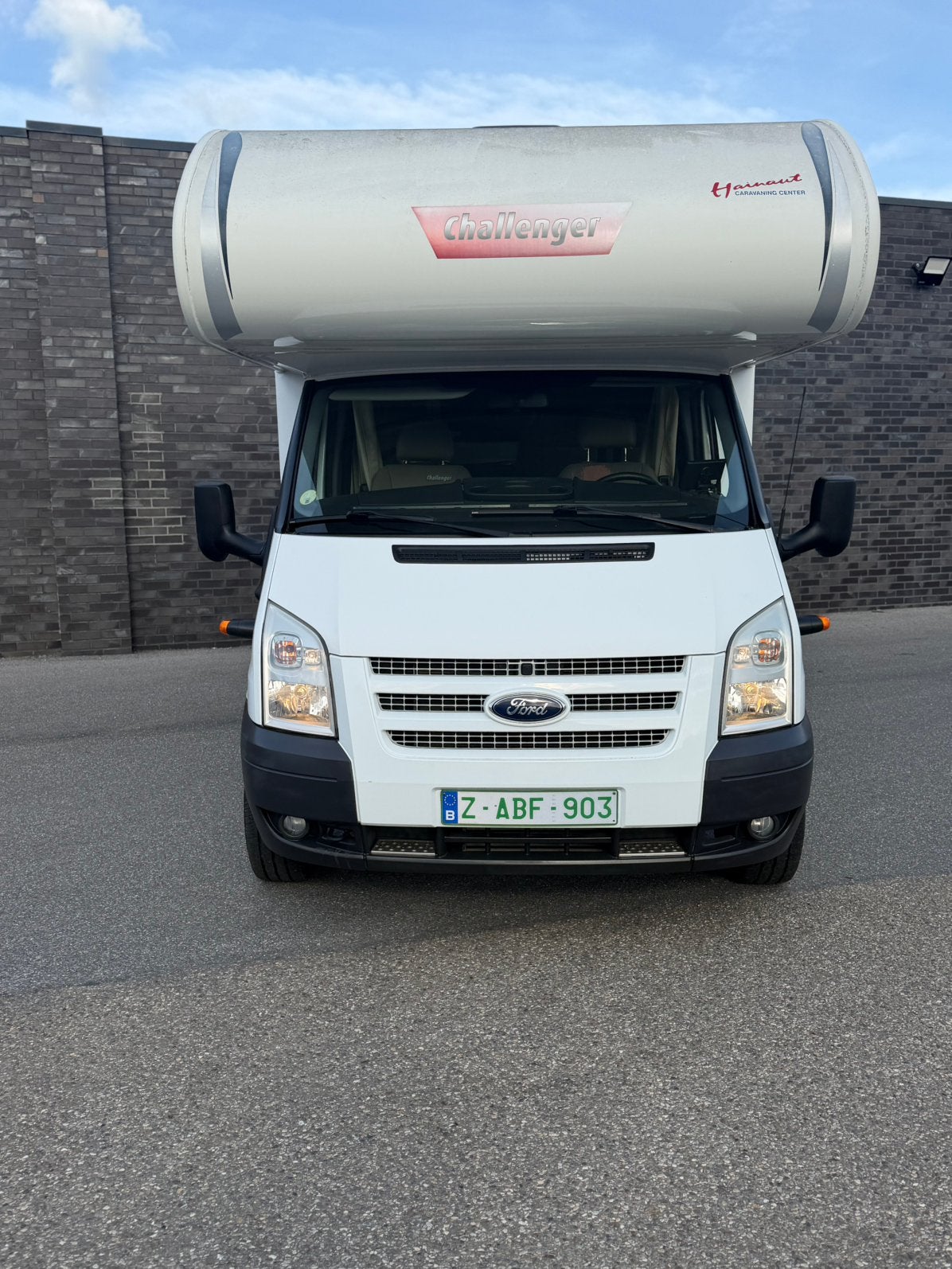 Ford challenger / 45 000km / 2014 -TOP conditie, Caravans en Kamperen, Bedrijf, Douche, Vast bed