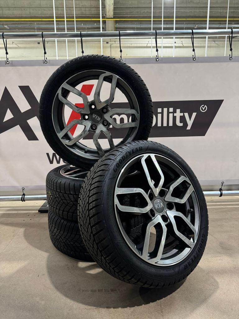 Complete winterset Kia Pro ceed 225/45R17 8-9mm, Auto-onderdelen, Ophalen, Gebruikt, -, -